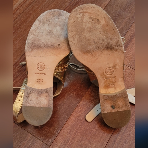 Chanel Gold Mocassin Sandals size 35.5 - Picture 5 of 5